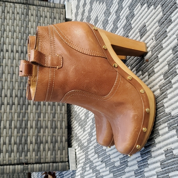 Tory Burch studded ankle booties women size 10 - Picture 3 of 11